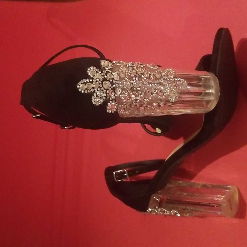 ❤  Wild Diva Suede like Strap w/Crystal Clear Heel - Size 6 1/2 - Picture 3 of 8